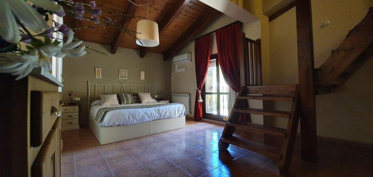 Hotel Casa Tejedor Las Almunias Luaran gambar